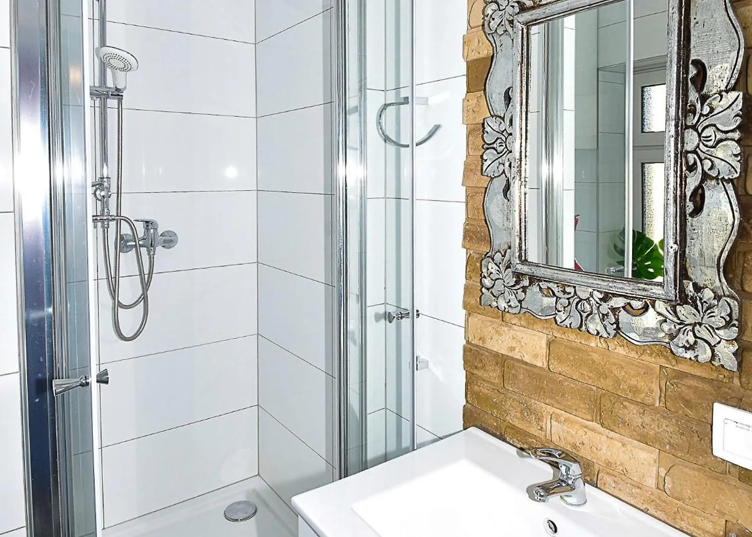 Apartment Komfortowe Apartamenty Przy Rynku Klimatyzacja Wroclaw Poland